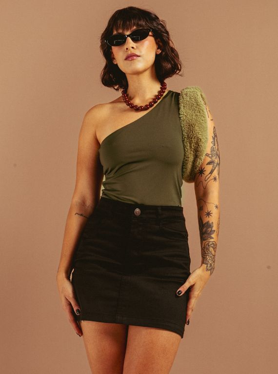 BLUSA ASIMÉTRICA VERDE OLIVO