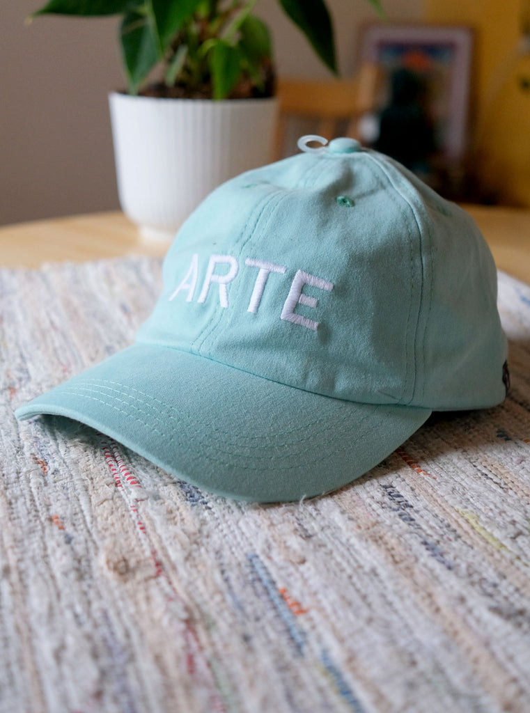 GORRA ARTE MANZANA