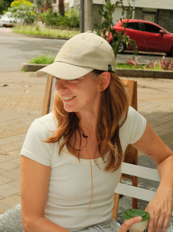 GORRA MAPA COLOMBIA BEIGE