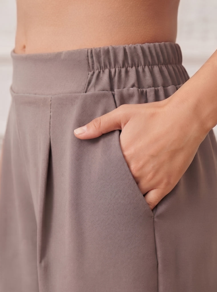 PANTALÓN CÓMODO CAQUI