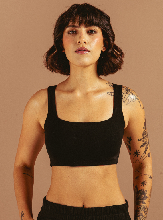 TOP RECTO SIGILO NEGRO