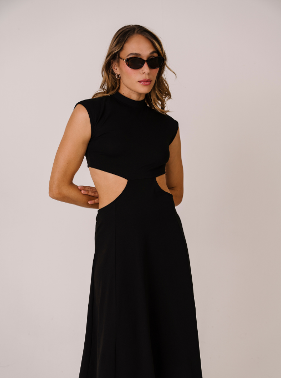 VESTIDO CUT-OUT NEGRO