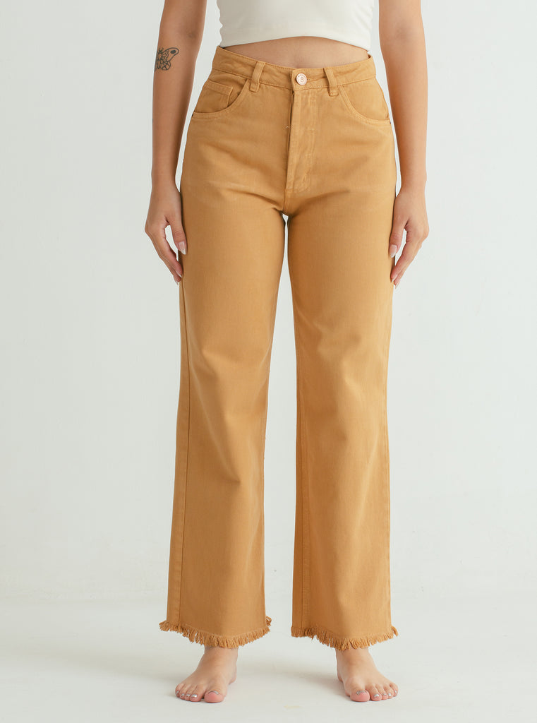 MOM CROPPED CARAMELO