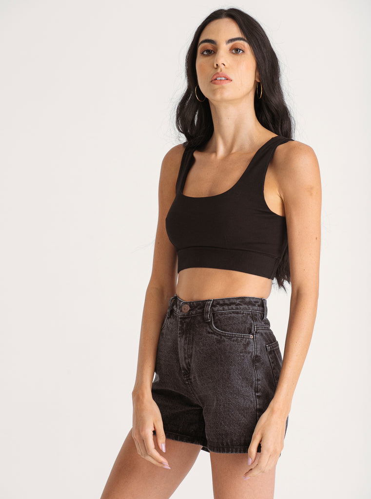 top-basico-negro-bionica-nomadas-colombia